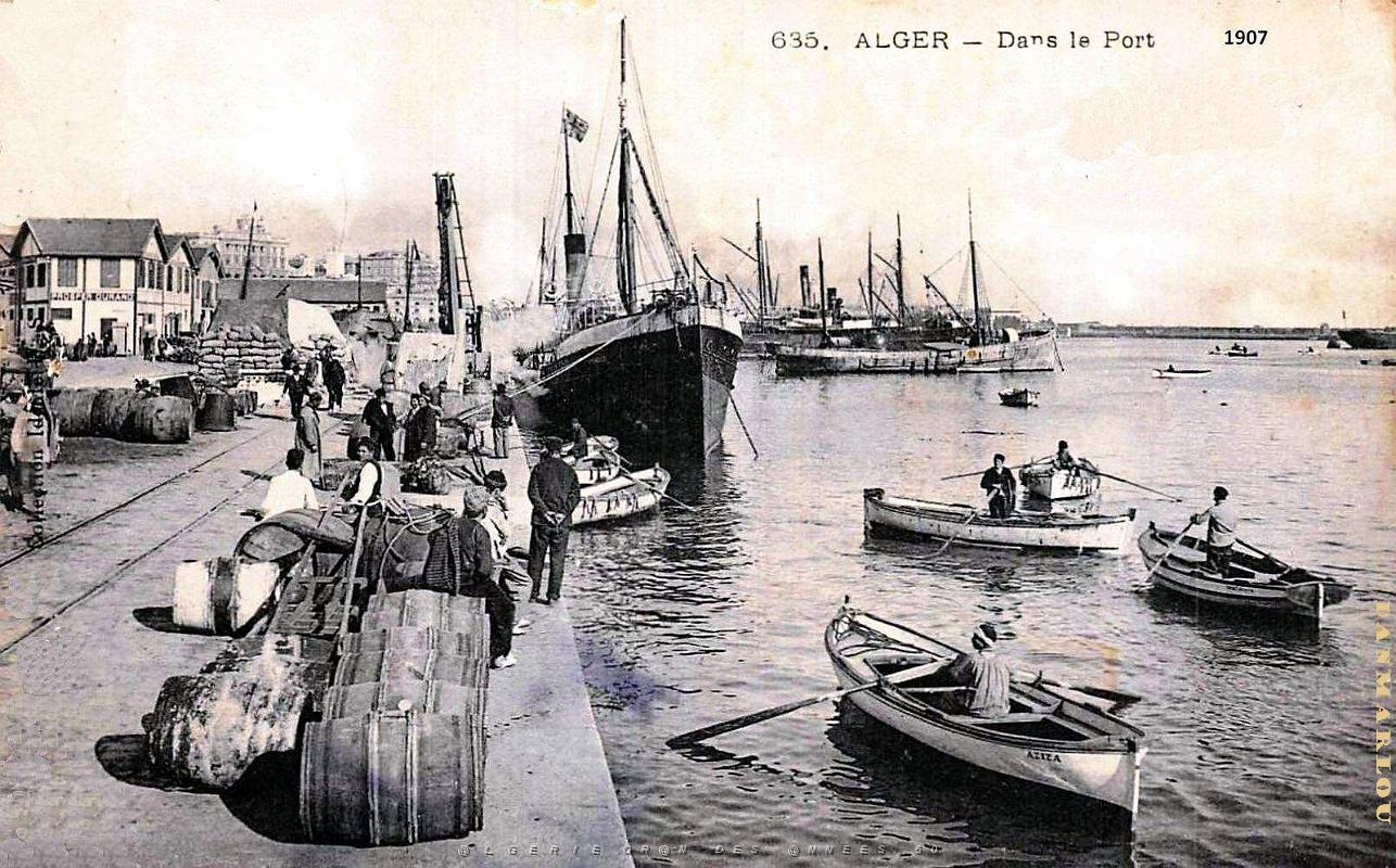 2600- Alger - Dans le Port - 1907.jpg